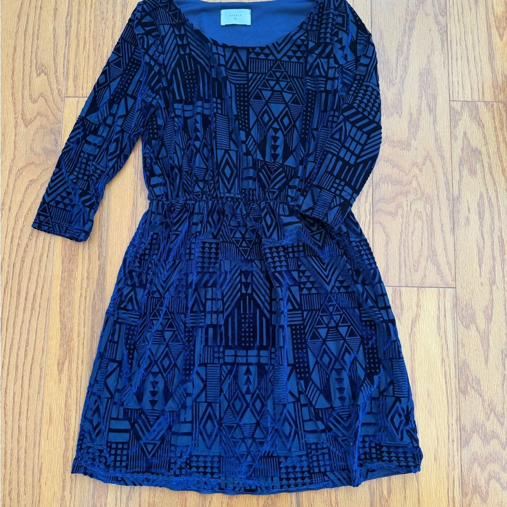 Everly Navy Blue Geometric Velour Long Sleeve Dress Sheer Sleeves Small S